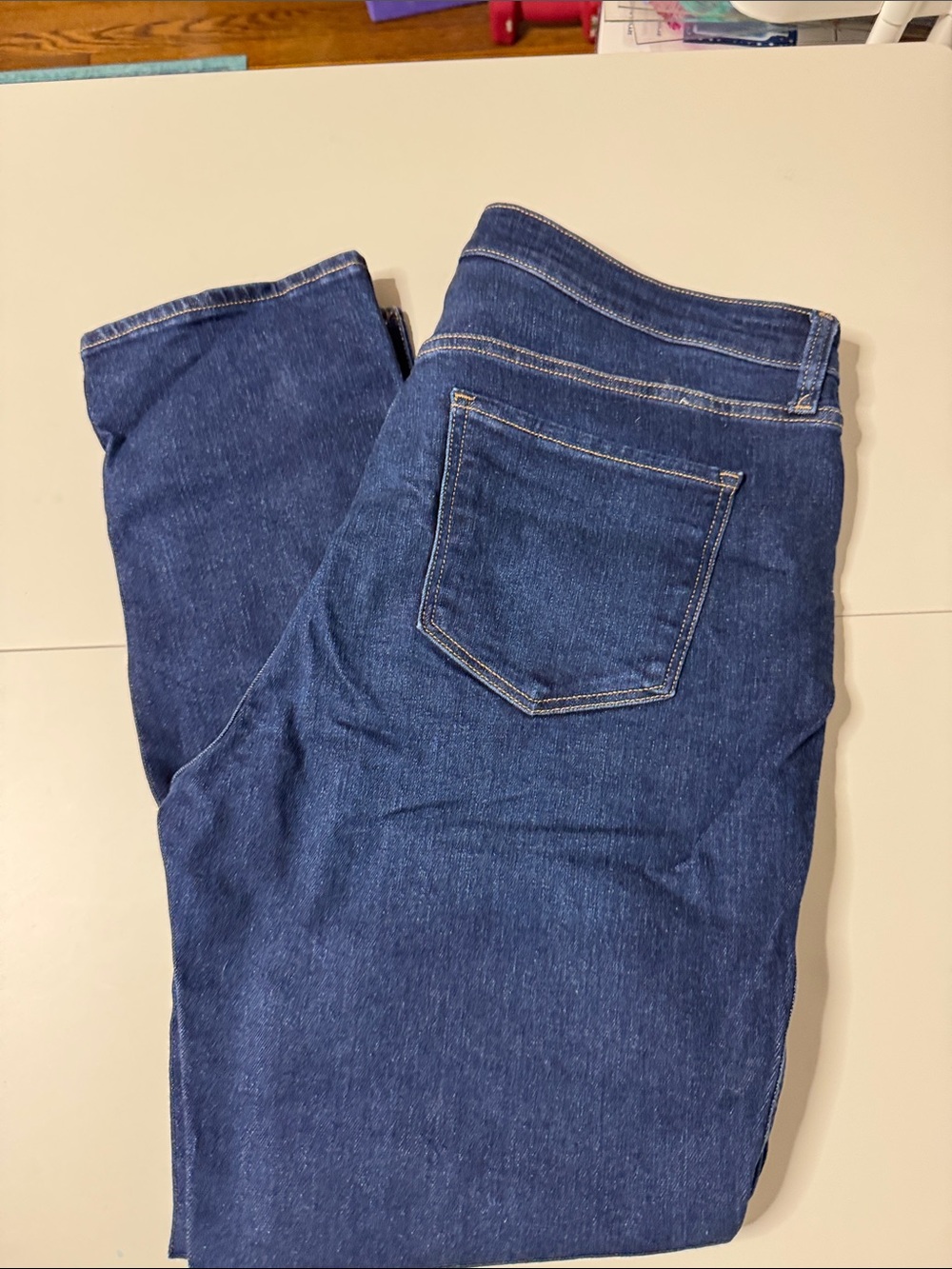 Old Navy Women's Skinny Jeans in Dark Blue Denim